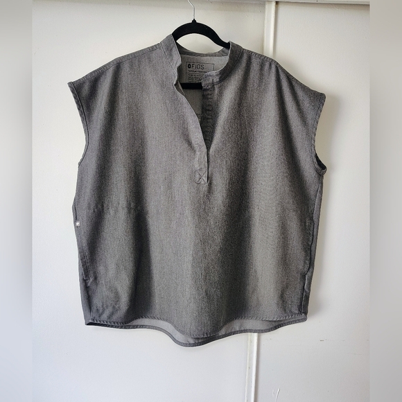 Figs Rafaela Oversized Scrub Top Women Mandarin Collar Grey Professional XL. - Picture 10 of 14